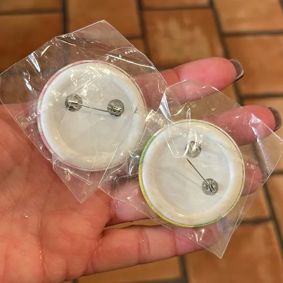 Hello Kitty - Picture 4 of 4